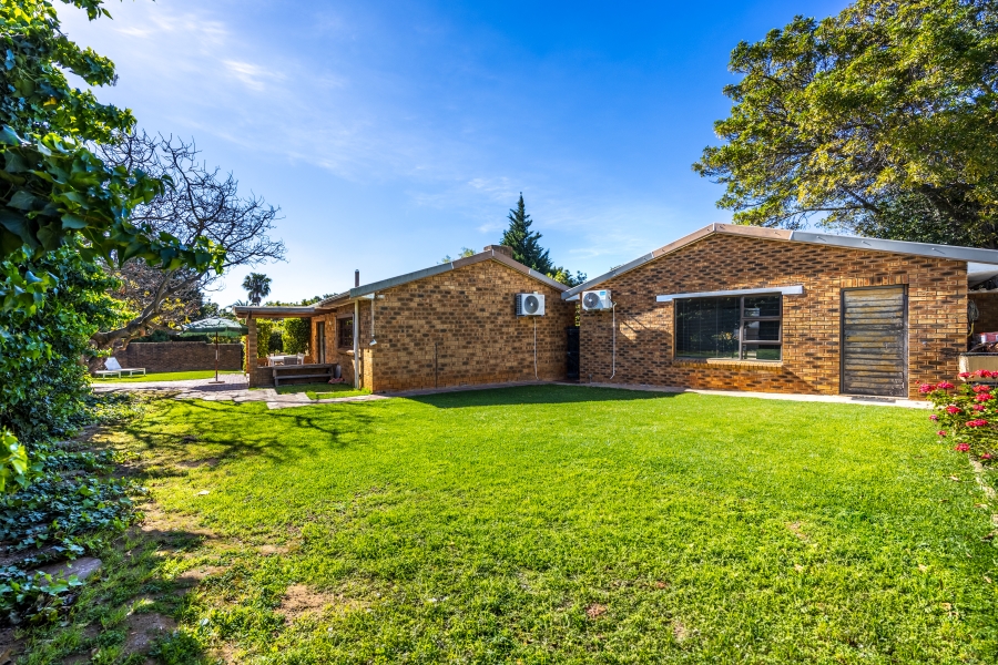 3 Bedroom Property for Sale in Aurora Western Cape